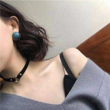 世界最高双层悬索桥主塔封顶